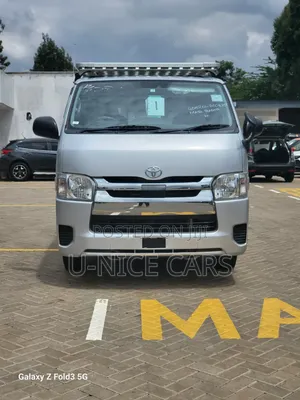 Toyota HiAce 2019 Silver