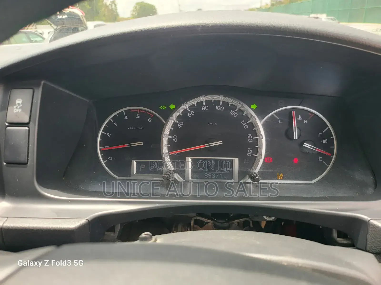Toyota HiAce 2019 Silver