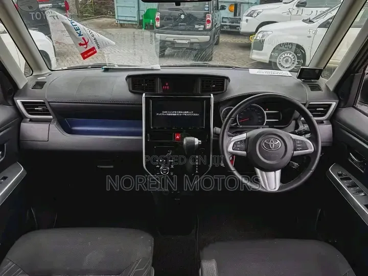 Toyota Tank 2019 White