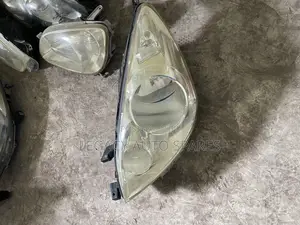 Nissan Note 2008 Headlight