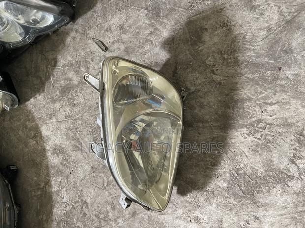 Toyota Raum Headlight - thumbnail 5