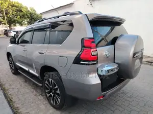 Toyota Land Cruiser Prado 2.8 2020 Brown