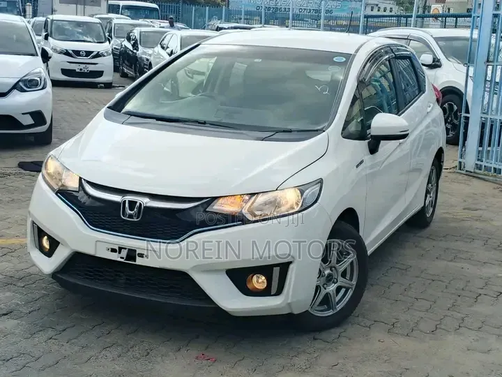 Honda Fit 2018 White