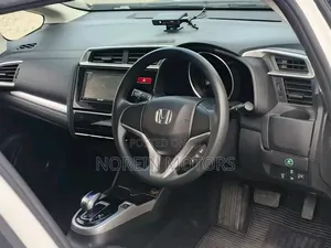 Honda Fit 2018 White