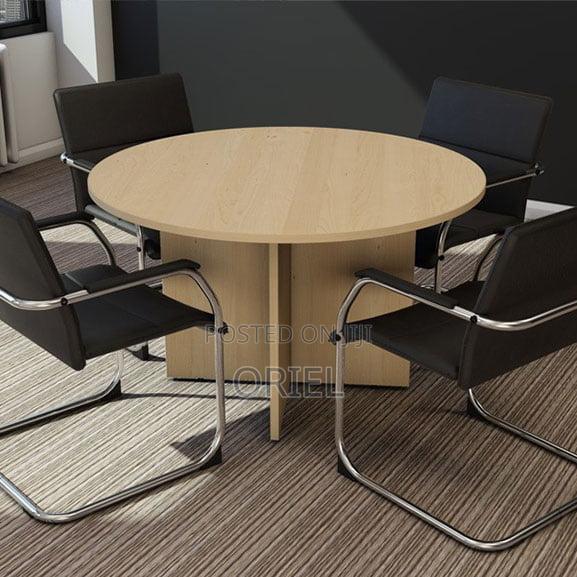 Office Table : Office 4-Seater Round Meeting Table - thumbnail 4