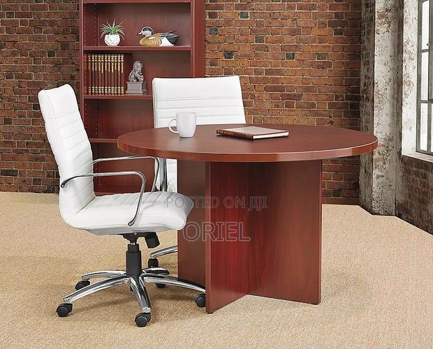 Office Table : Office 4-Seater Round Meeting Table - thumbnail 12