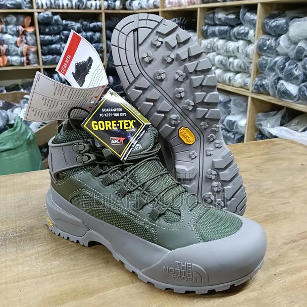 Northface Boots Jungle Green 
Size 40-44 - thumbnail 2