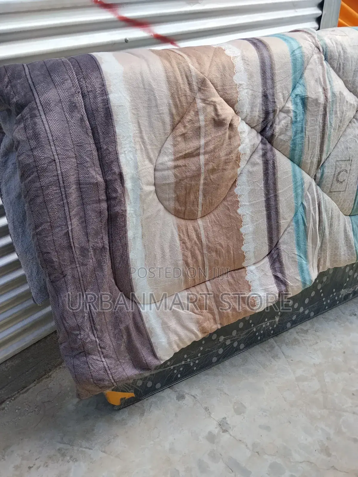 Soft Woolen Duvet 5×6 – Warm Heavy Winter Comfort Blanket