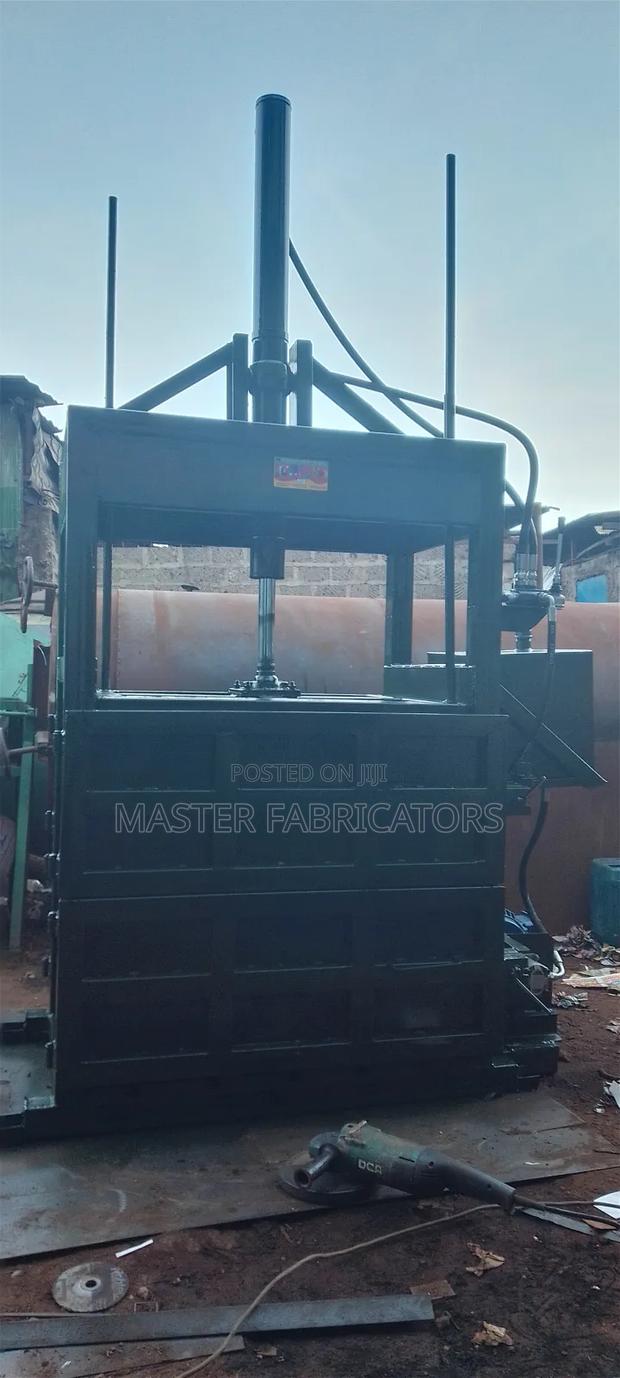 Hay Baler Machine - thumbnail 2