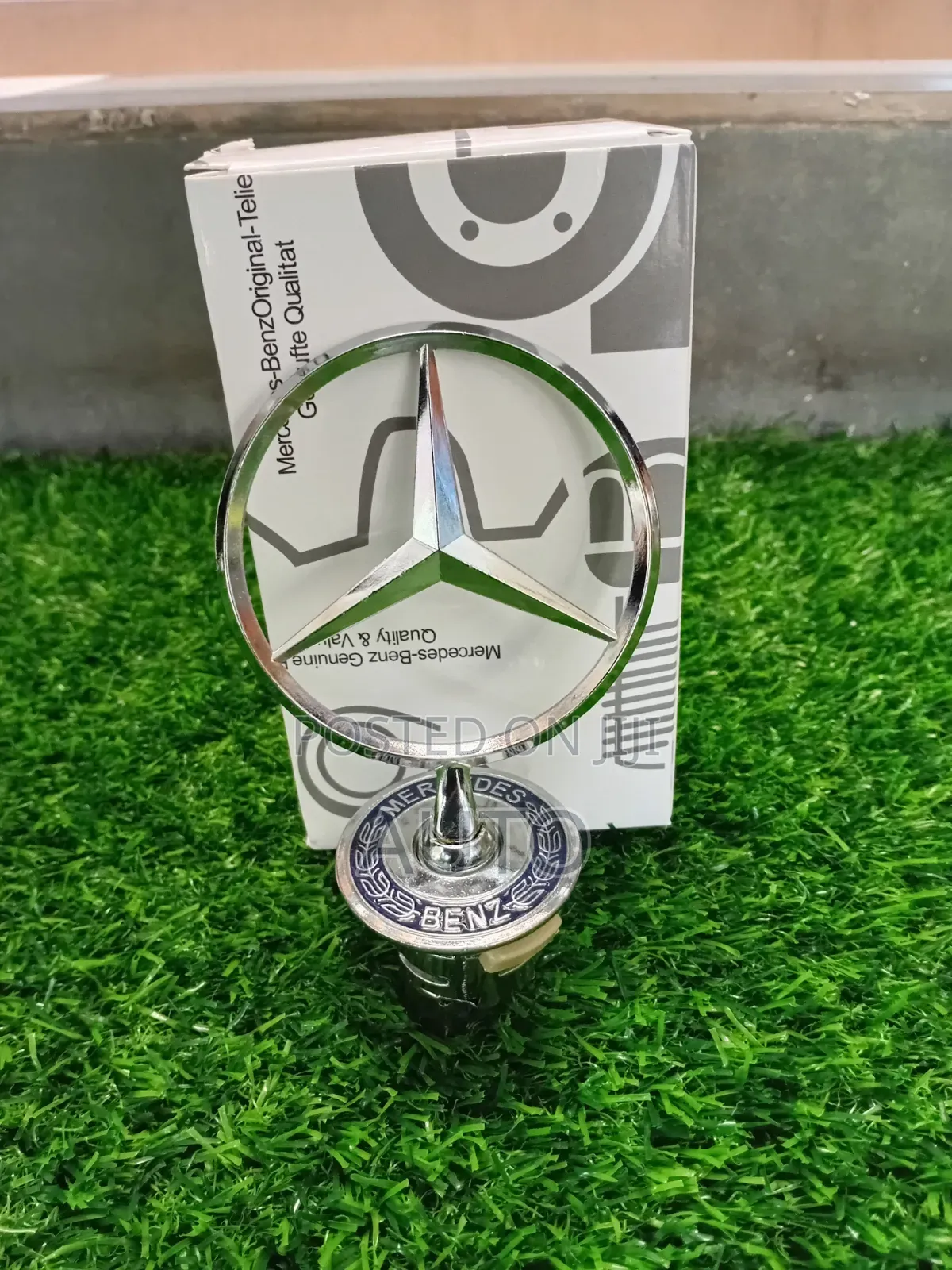 Mercedes-Benz Bonnet Star Emblem–Hood Emblem Logo Ornament Replacement