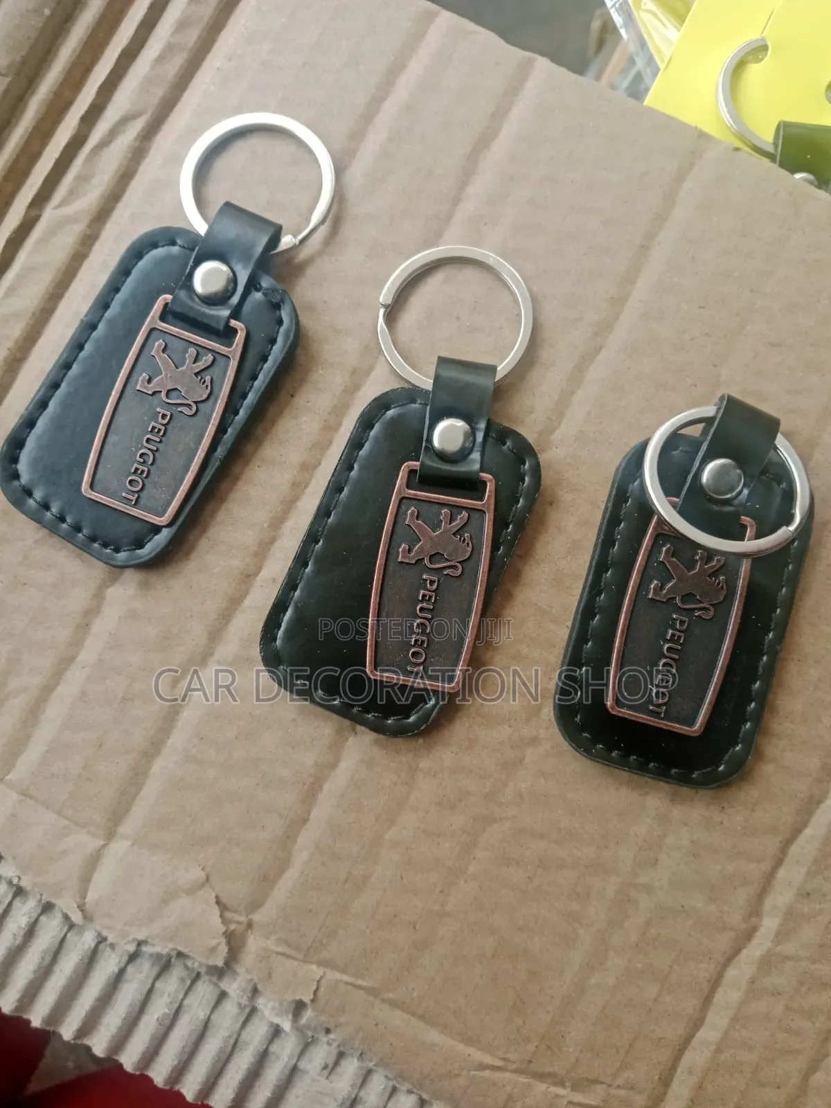 1pc Peugout Leather Key Holder