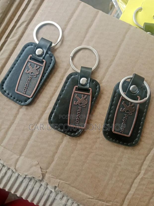 1pc Peugout Leather Key Holder