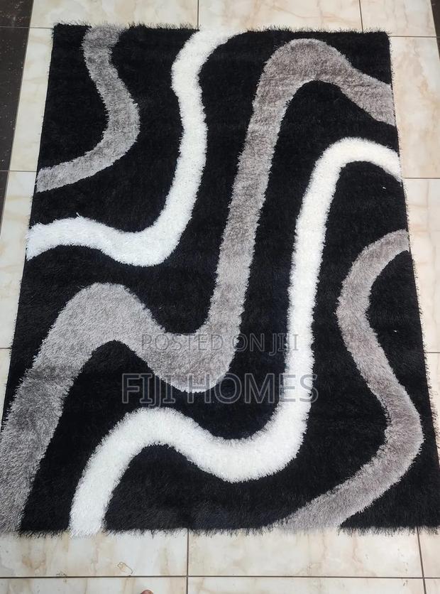 Shaggy Bedside Carpets - Size 4 by 6 - thumbnail 2