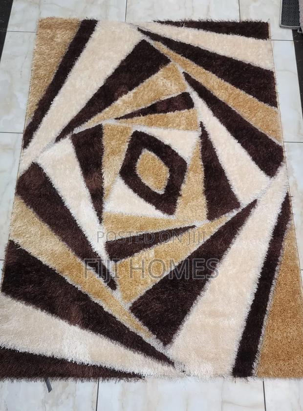 Shaggy Bedside Carpets - Size 4 by 6 - thumbnail 4