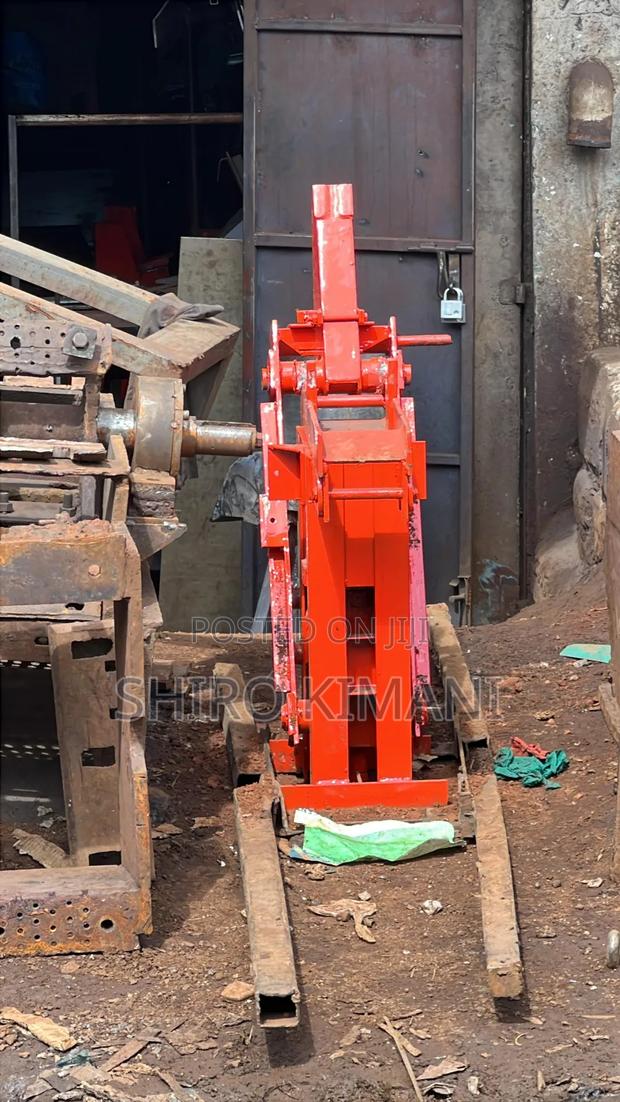 Hydraulic Brick Making Machine