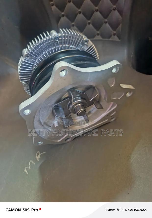 Nissan Hardbody Water Pump - thumbnail 6