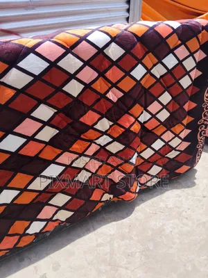 Wide and Worm Woolen Duvet