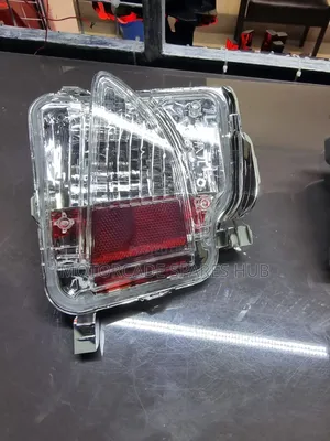 Toyota Ractis 2012-2016 Bumper Reflector