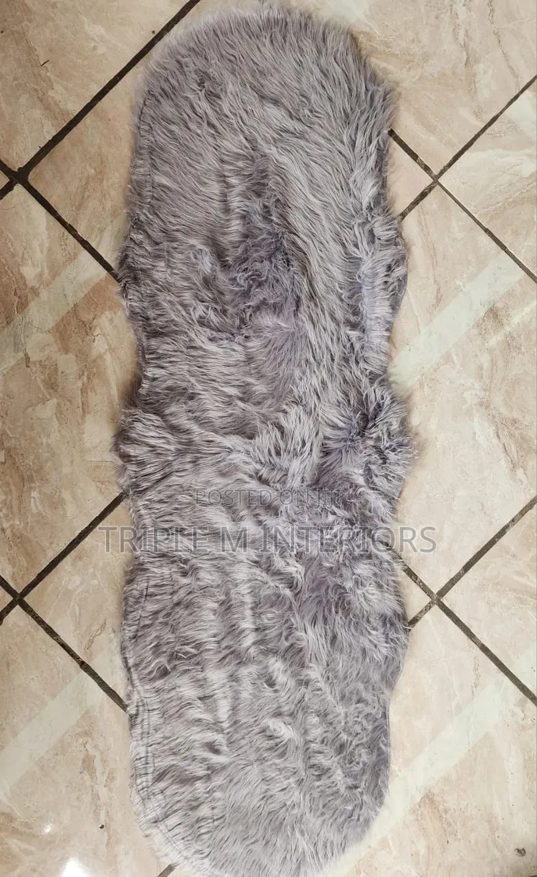 Luxury Super Soft Chiwawa Bedside Mat | Natural Sheepskin Comfort