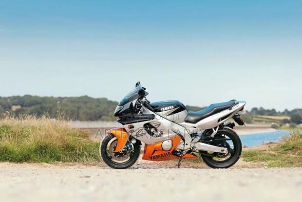 Yamaha YZF-R 2000 Silver - thumbnail 12
