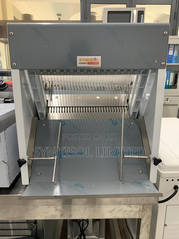 Bread Slicer
