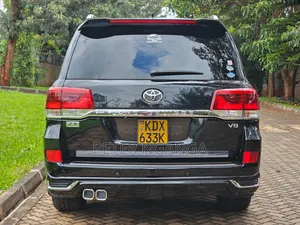 Toyota Land Cruiser 4.6 V8 ZX 2010 Black