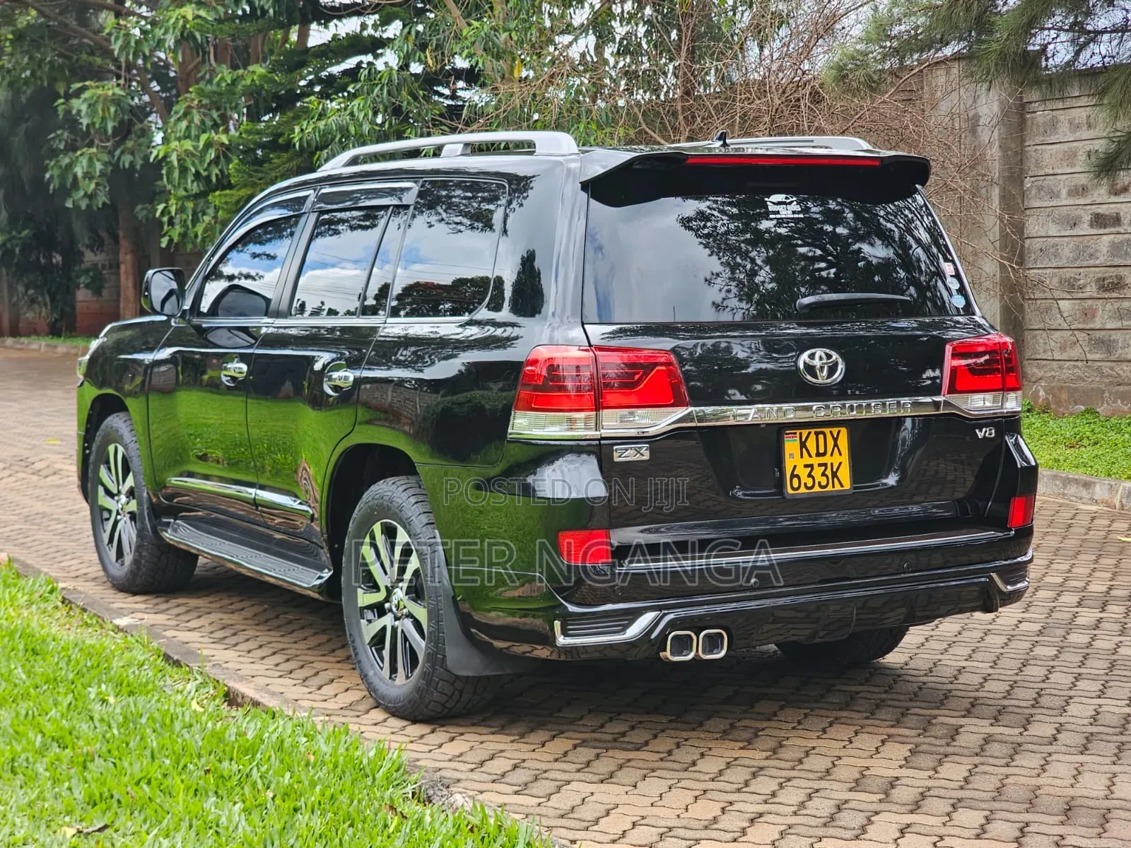 Toyota Land Cruiser 4.6 V8 ZX 2010 Black