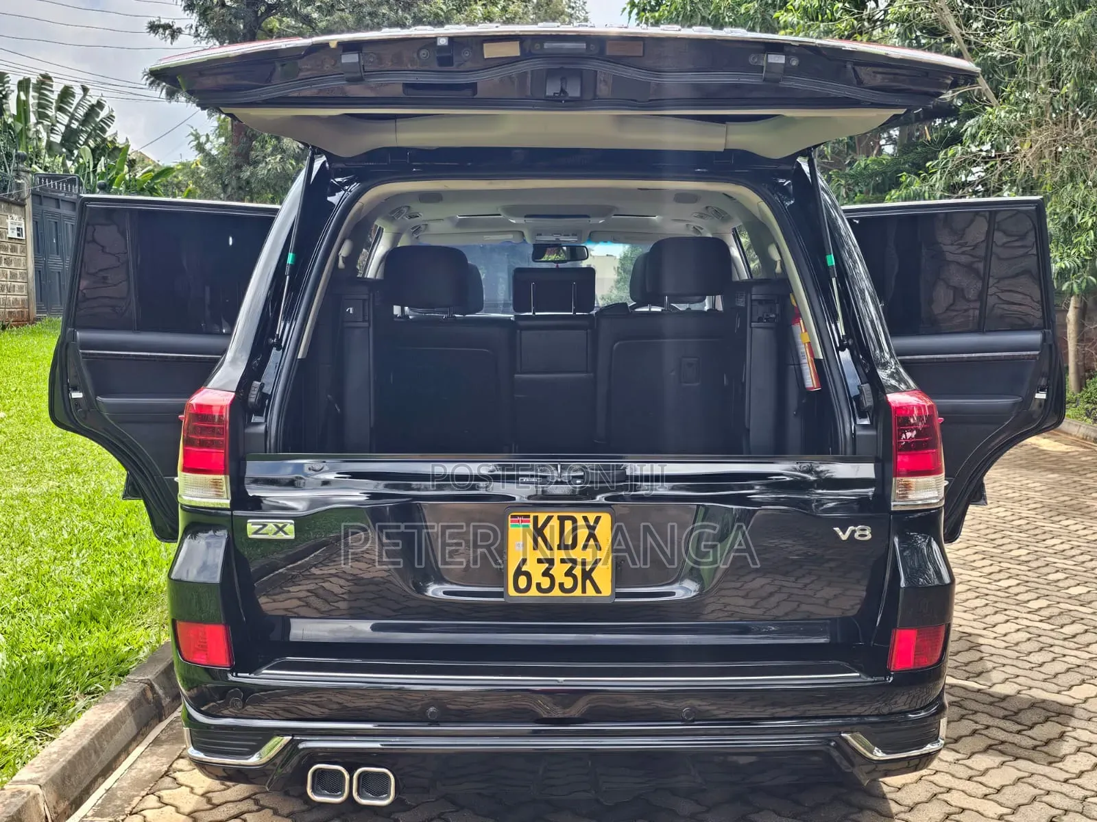 Toyota Land Cruiser 4.6 V8 ZX 2010 Black