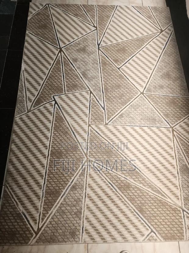 Boutique Turkish Carpet - Size 5 by 8 Ft - thumbnail 3