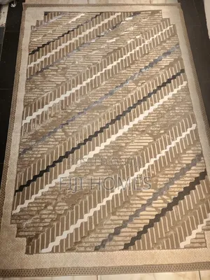 Boutique Turkish Carpet - Size 5 by 8 Ft
