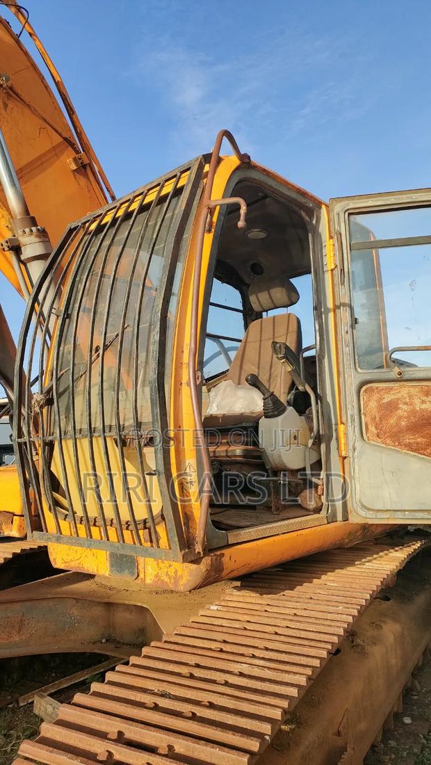 TRX Build Excavator - thumbnail 5