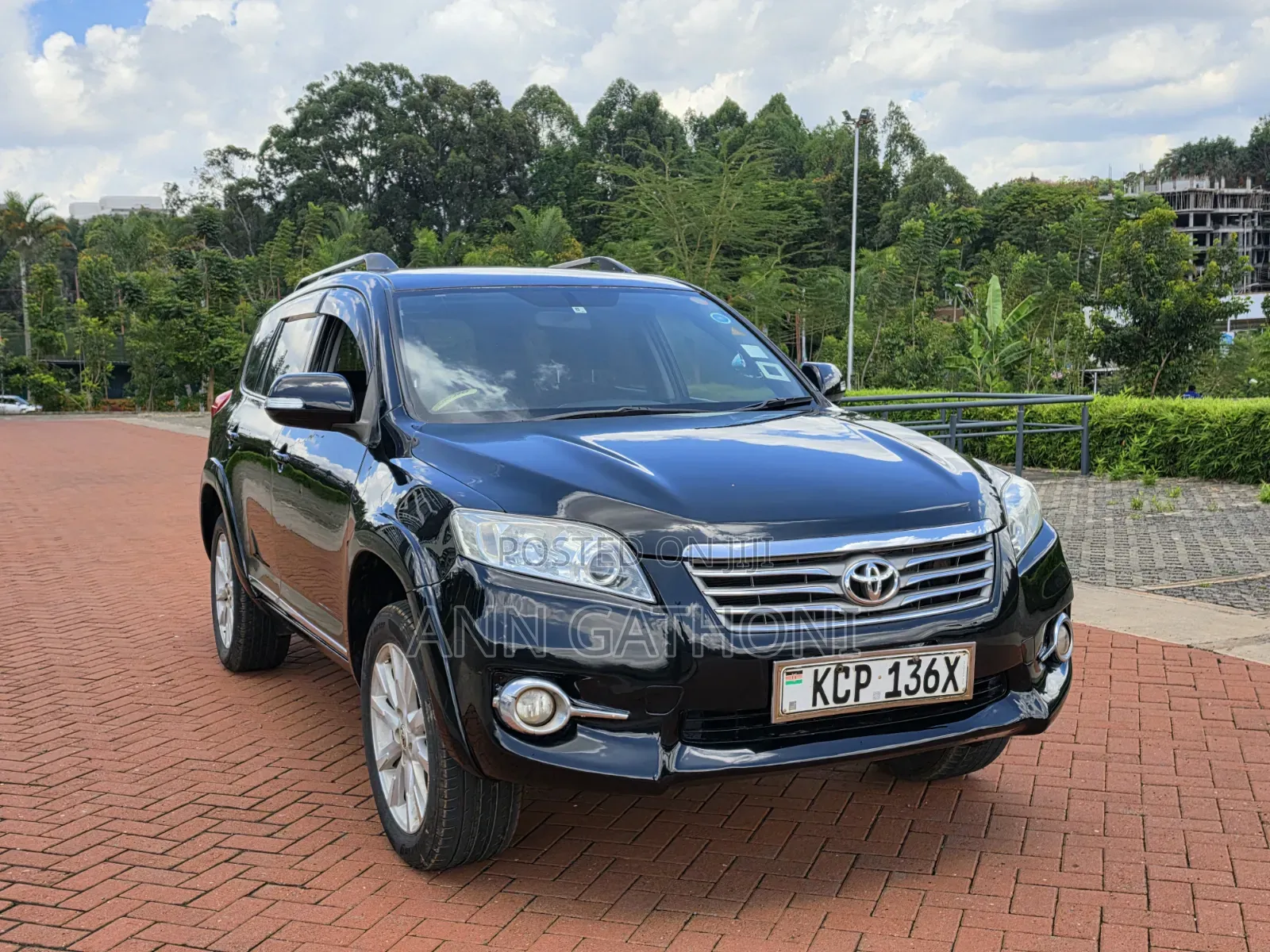 Toyota Vanguard 2010 Black
