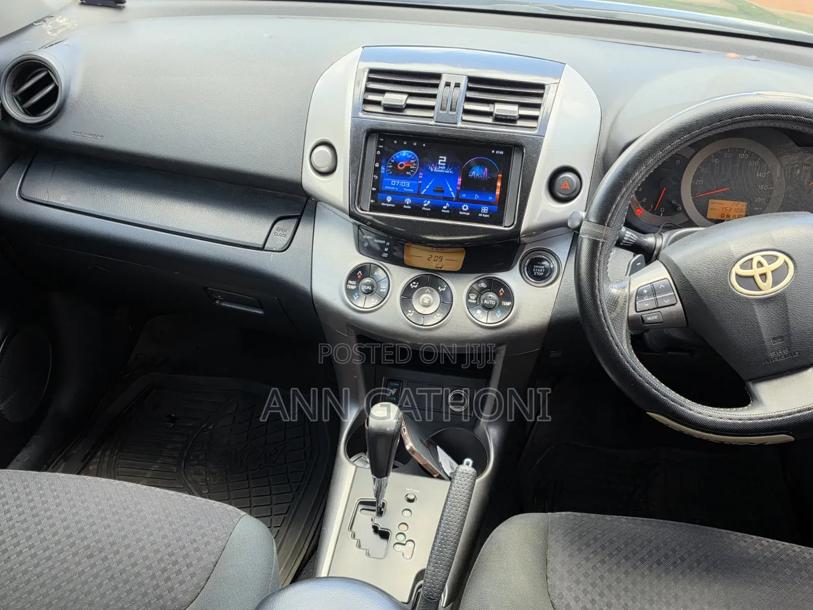 Toyota Vanguard 2010 Black