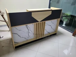 18m Classic Reception Desk