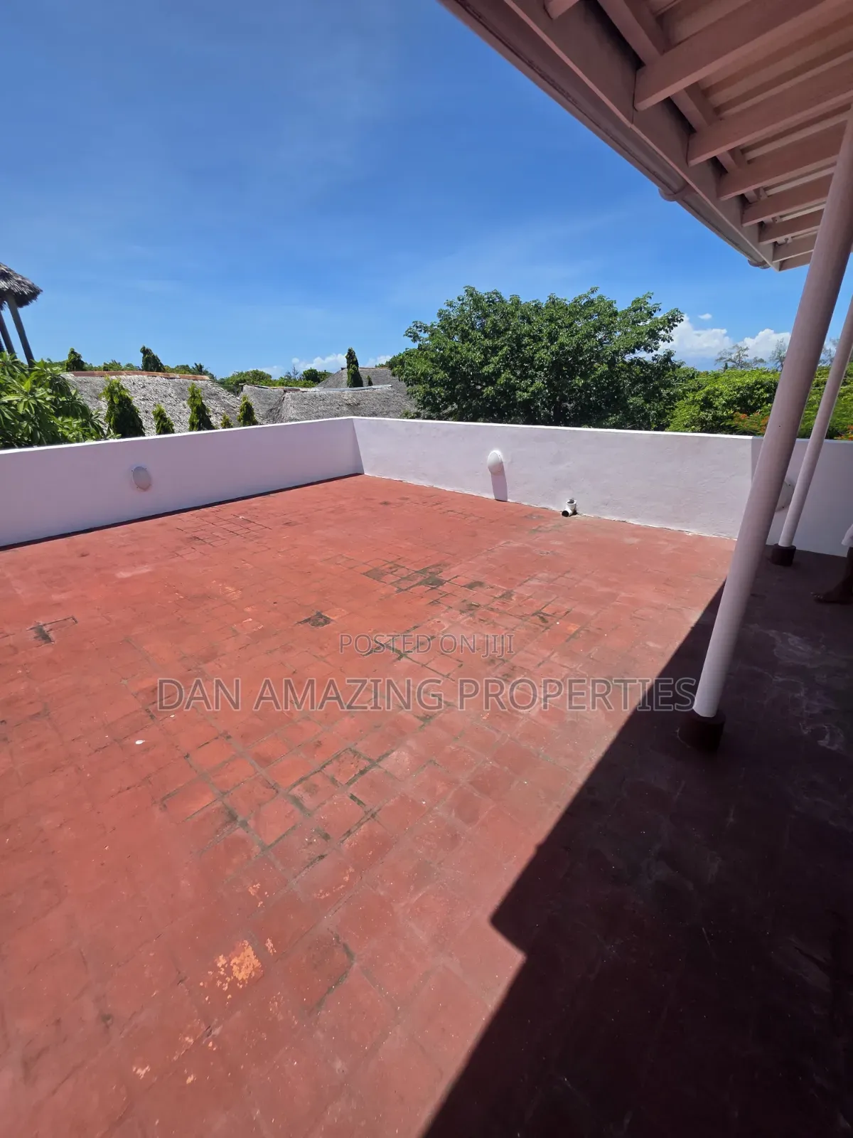 5bdrm Villa in Diani On 1/2 Acre for sale