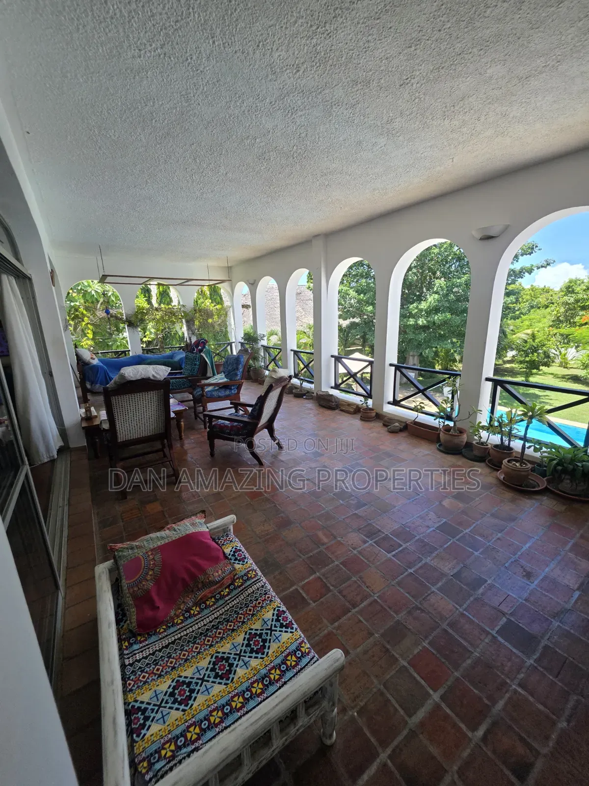 5bdrm Villa in Diani On 1/2 Acre for sale