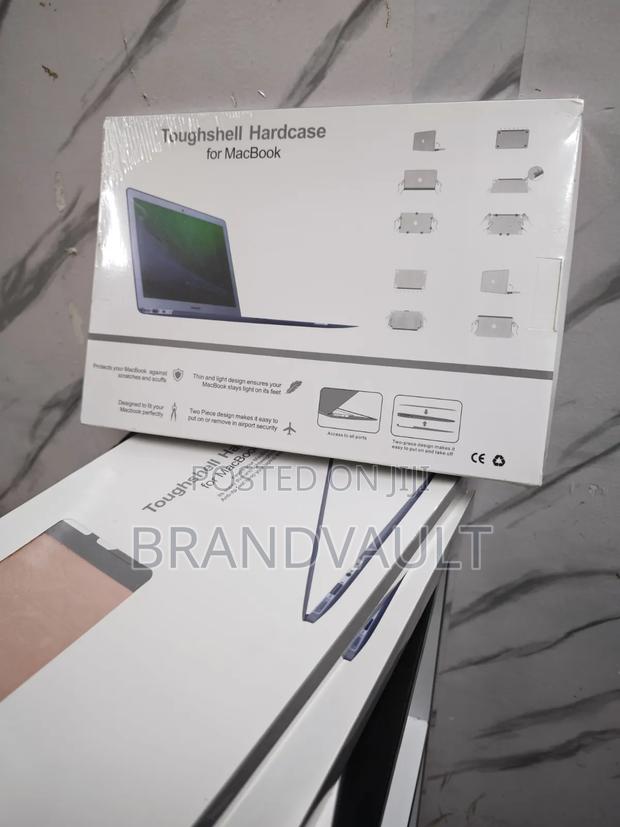 Hardshell Macbook Laptop Casing 13" A2338, A3240, A3434 - thumbnail 4