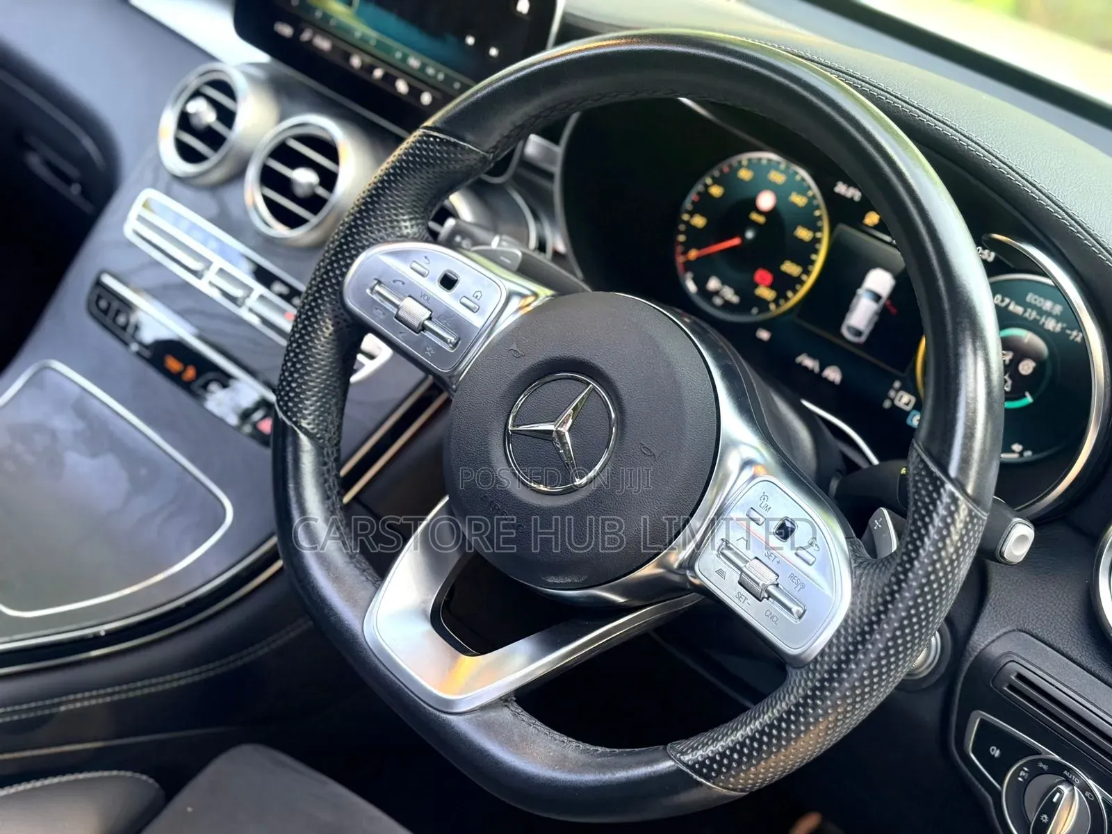 Mercedes-Benz GLC-Class 2019 White