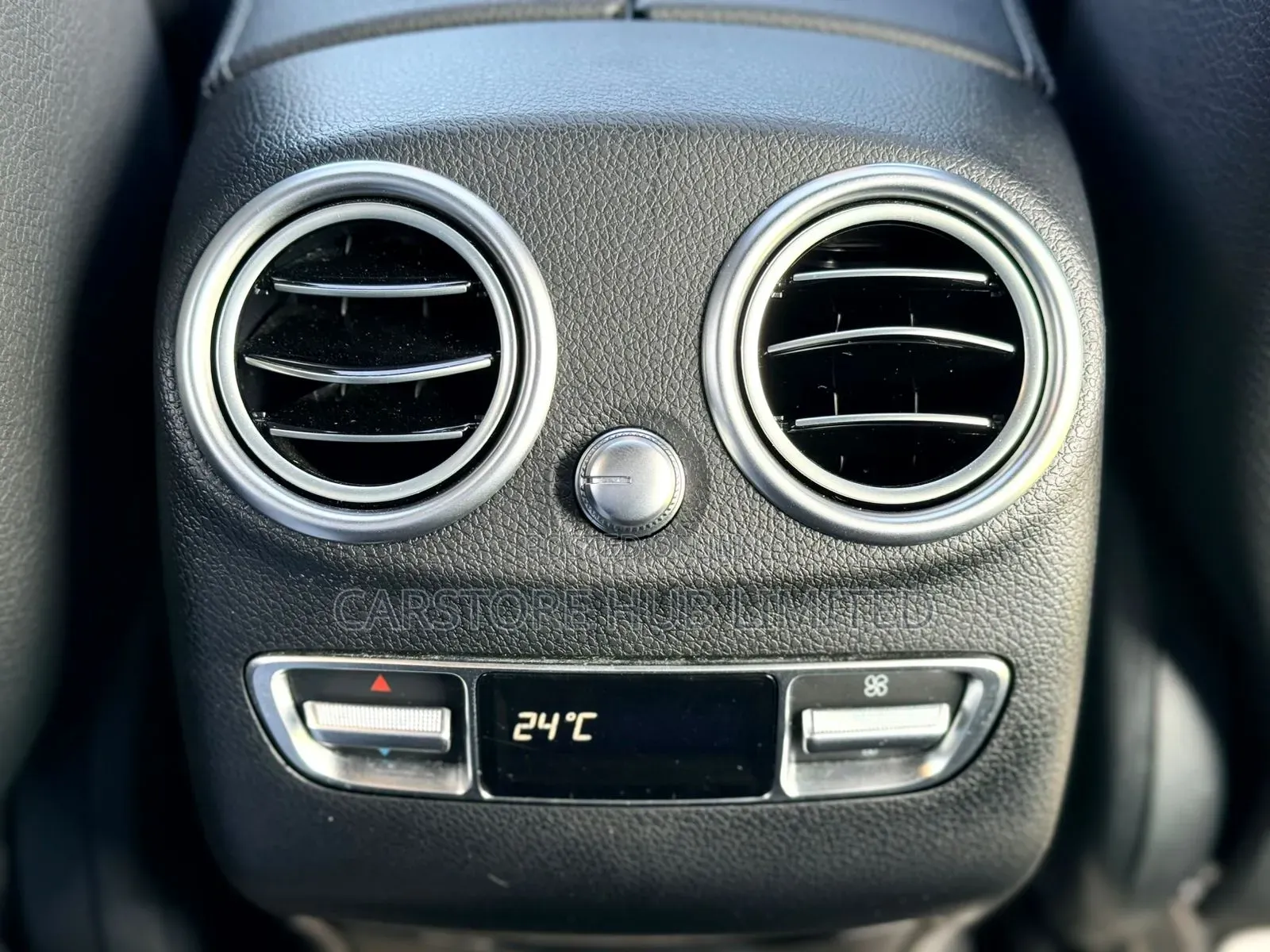 Mercedes-Benz GLC-Class 2019 White