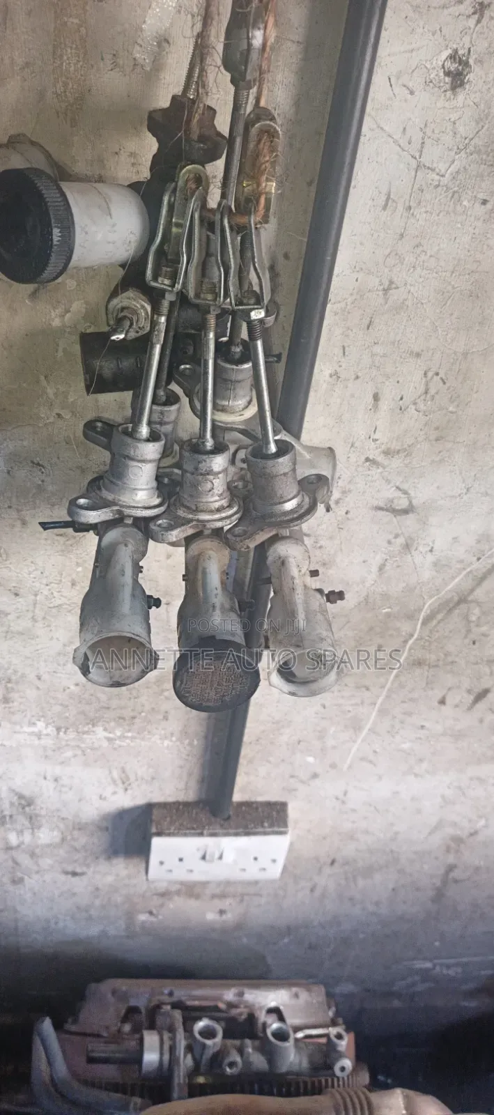 Upper Clutch Cylinder Nissan Hardbody