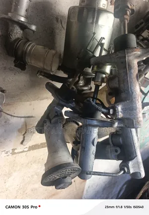 Toyota Hilux Crutch Cylinder