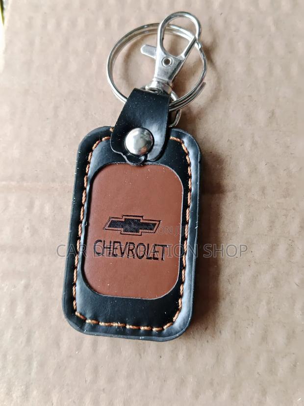 Chevrolet Leather Chipped Leather Key Chain With Logo