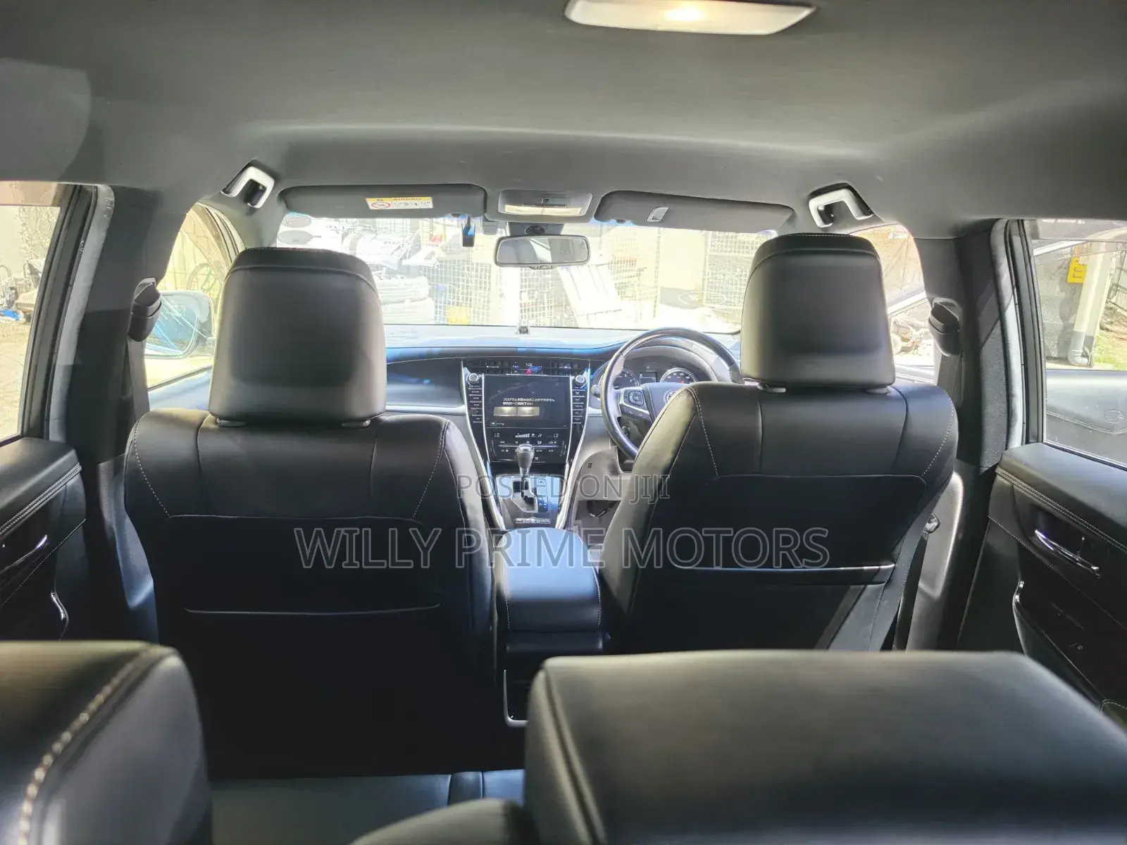 Toyota Harrier 2.0 4WD 2019 White