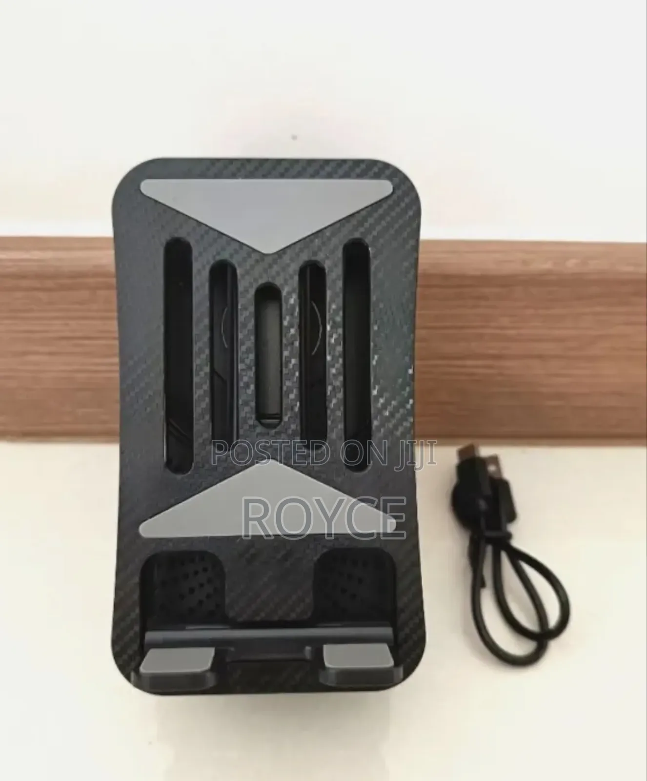 Stand Bluetooth Speaker