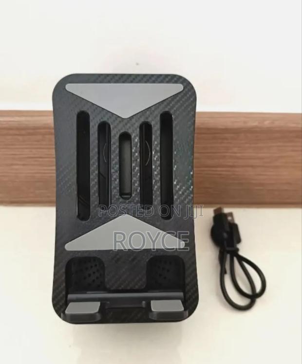 Stand Bluetooth Speaker - thumbnail 2
