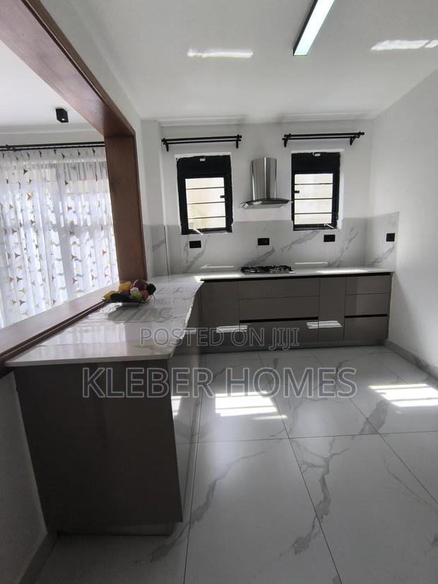 4bdrm Mansion in Uthiru for sale - thumbnail 5