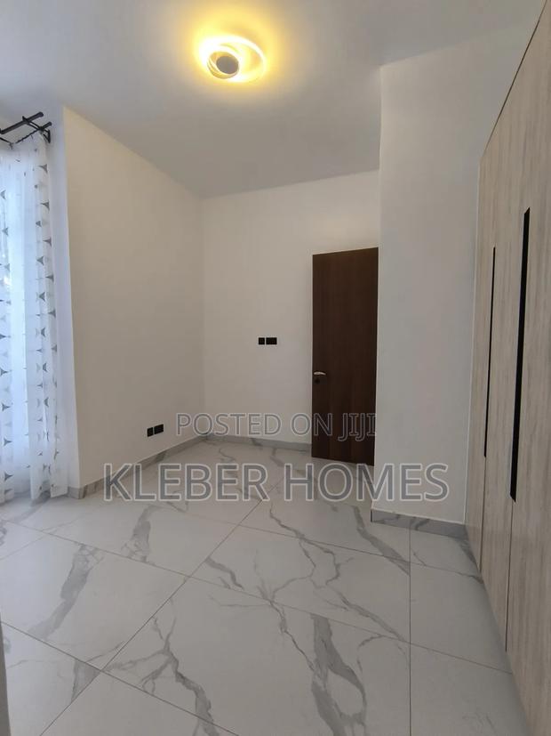 4bdrm Mansion in Uthiru for sale - thumbnail 12