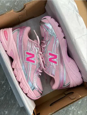 Pink New Balance 740