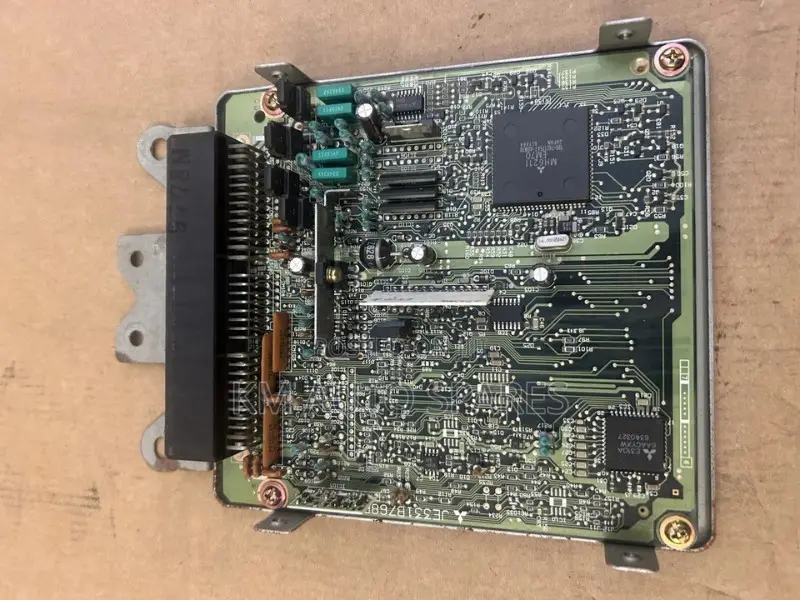 Mitsubishi 4g93 Ecu for Pajero Io, Galant, Mirage, Colt, Lancer.