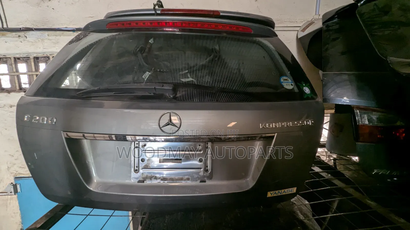 Mercedes Benz C200 Kompressor Boot